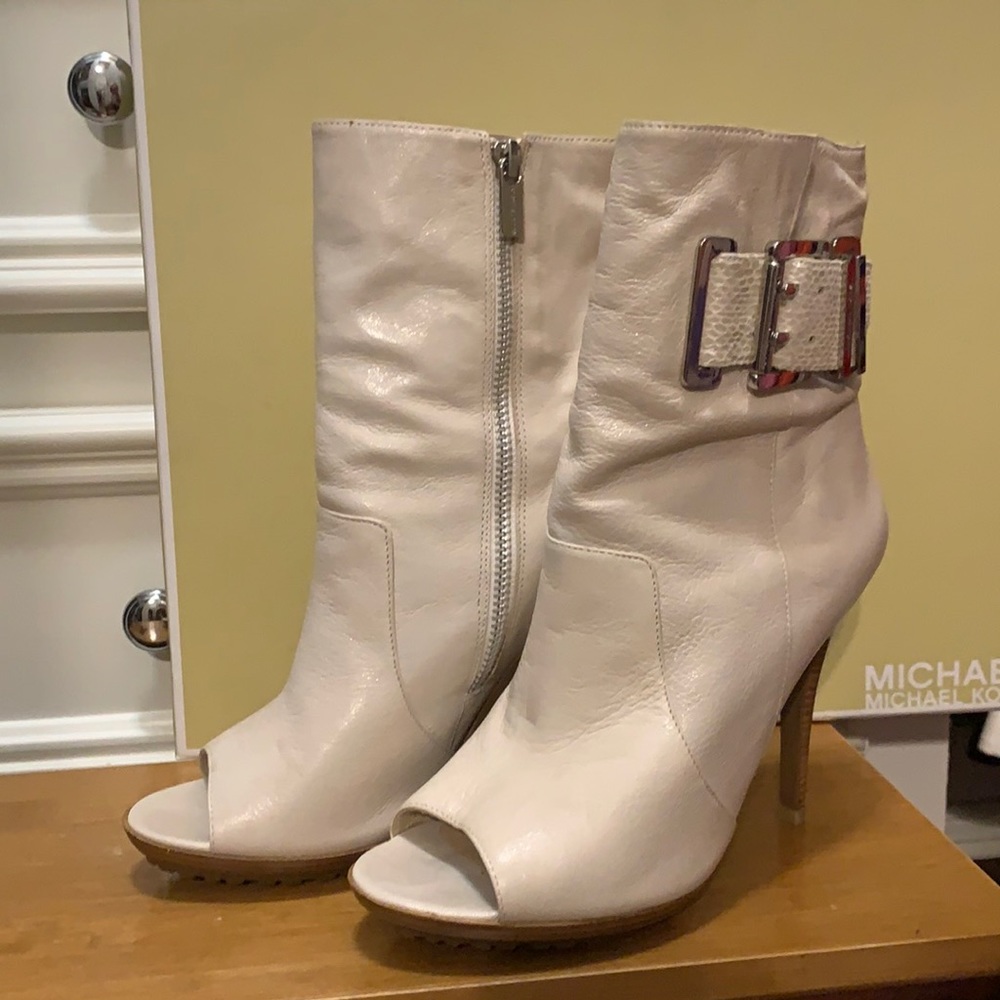 Cute peep-toe booties